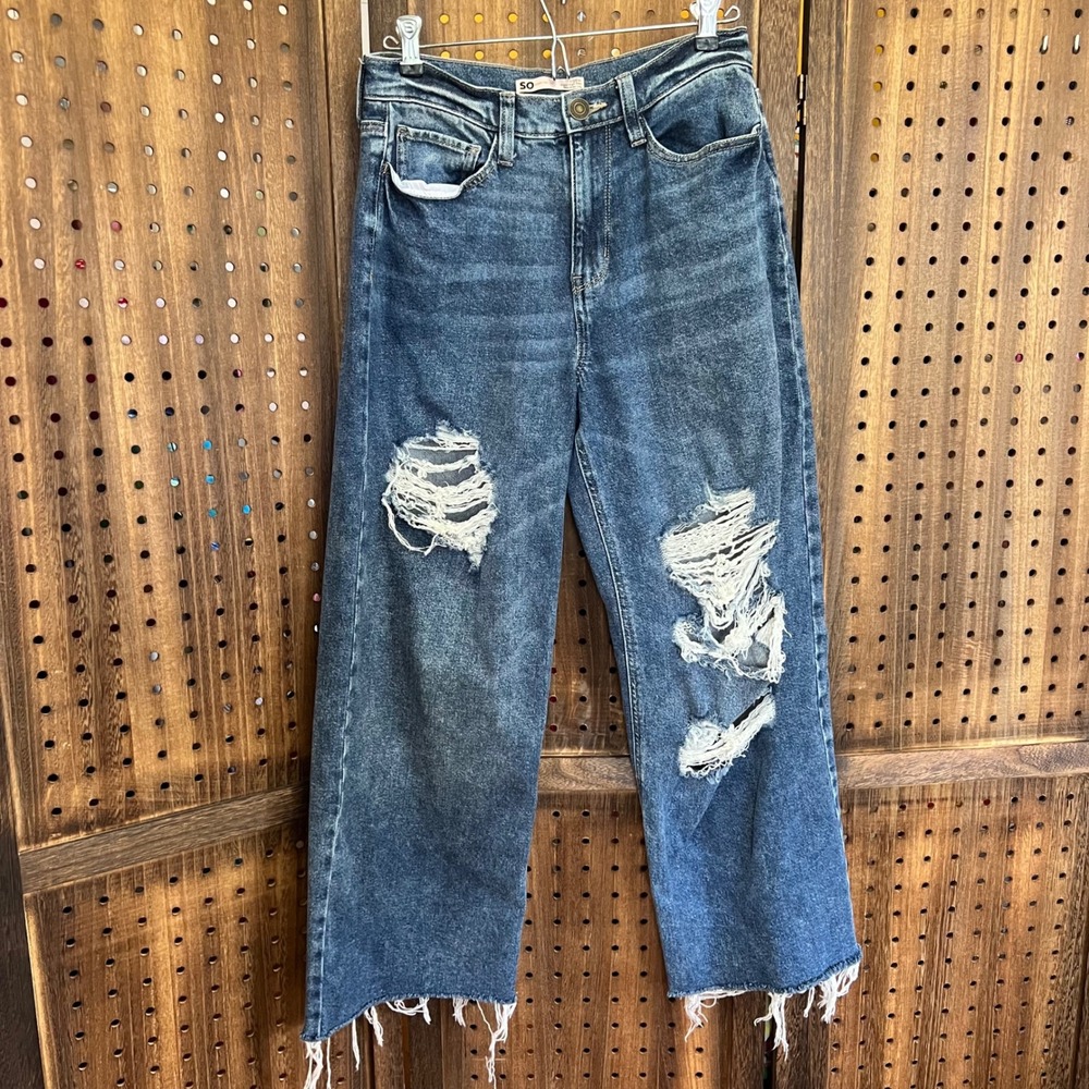 SO Super High Rise 90s Wide Leg Jeans Size 7/28R Distressed Cropped as is